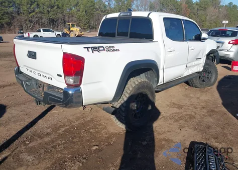 2017 Toyota Tacoma Trd Off Road из США, поврежденный, VIN 3TMAZ5CN2HM045478